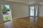 Tolle, helle Neubau 3-Zimmerwohnung mit riesigem Balkon in einer Oase der Ruhe in Burglengenfeld!
