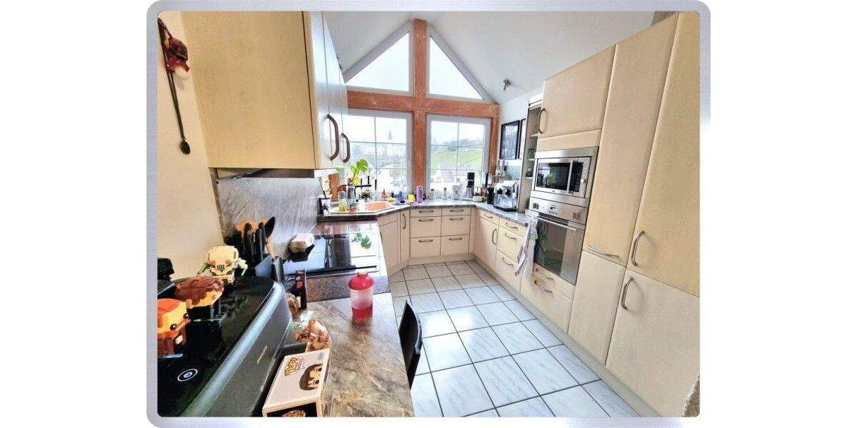Etagenwohnung Geisenheim Johannisberg - 5 Zimmer, 113 m&sup2;, 289.000&euro; | Angebot:25705528
