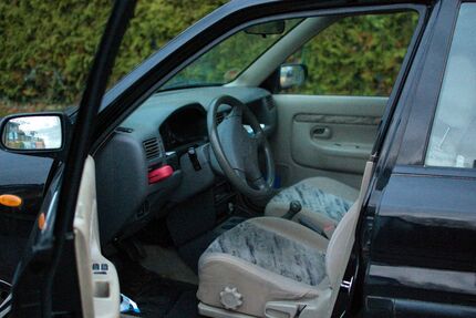 Mazda Demio 178.866 km 1.500 &euro; Bonn 53177