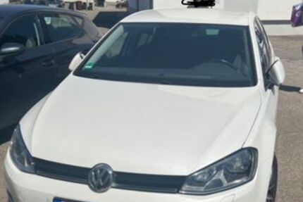 VW Golf 117.000 km 14.899 &euro; Rülzheim 76761