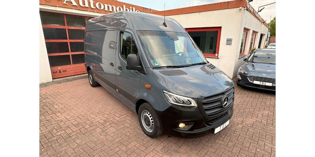 Mercedes-Benz Sprinter 18.910 km 33.800 &euro; Bremen 28219