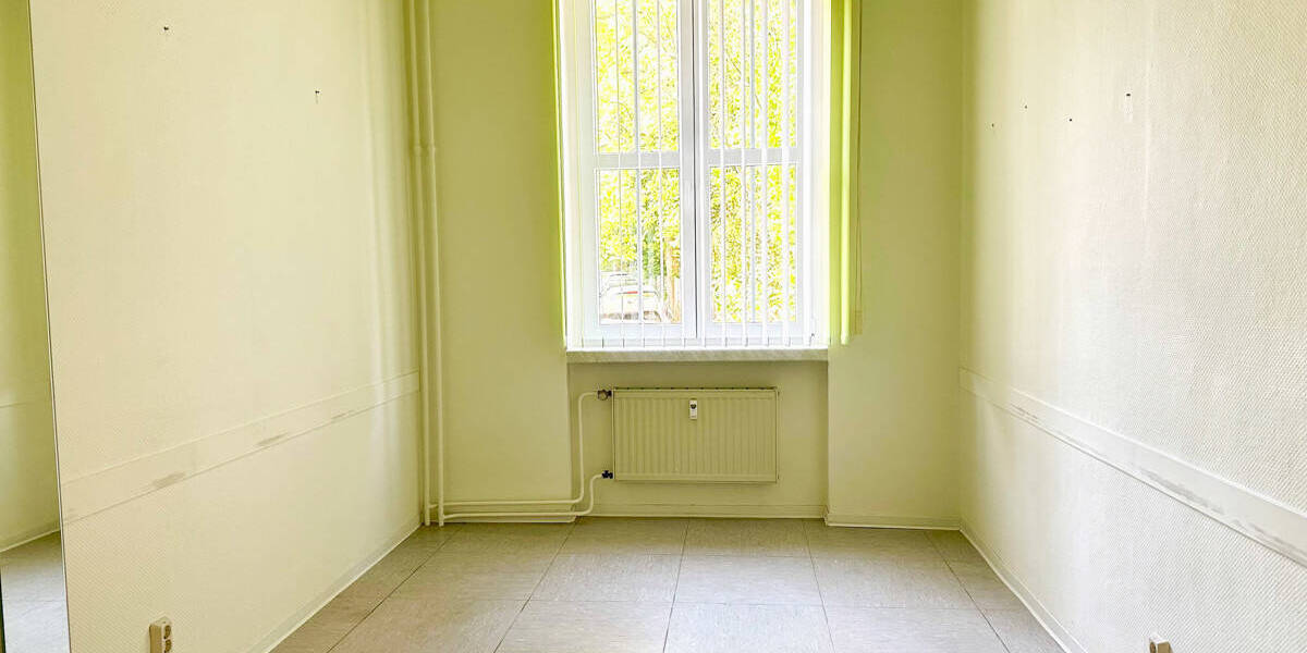Gewerbeobjekt Zschopau - 5 Zimmer, 111 m&sup2;, 750&euro; | Angebot:24043858