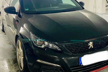 Peugeot 308 111.500 km 14.400 &euro; Volkach 97332