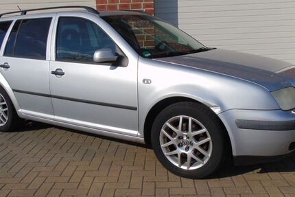 VW Bora 220.858 km 2.198 &euro; Rheinbach 53359