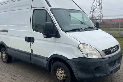 IVECO Andere 210.166 km 4.500 &euro; Broderstorf 18184
