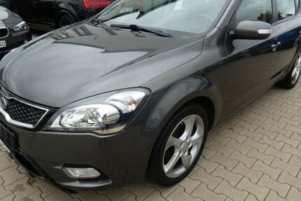 Kia ceed / Ceed 292.000 km 2.290 € Erfurt 99087