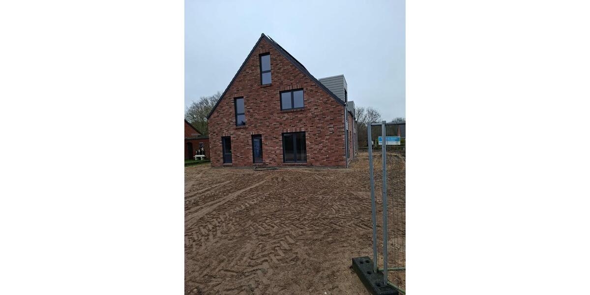 Doppelhaushälfte Neubau KfW 40 Erstbezug 5 zimmer