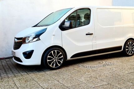 Opel Vivaro 150.000 km 8.900 &euro; Troisdorf 53844