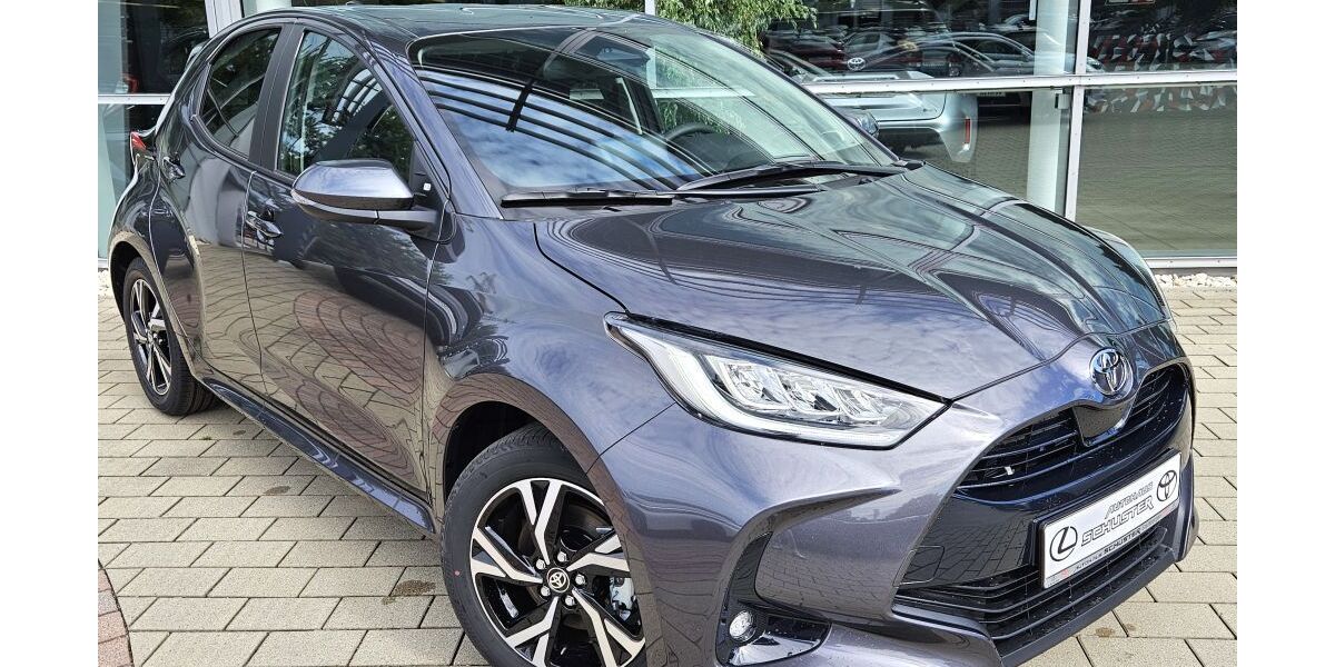 Toyota Yaris 4.500 km 22.980 &euro; Stadtbergen 86391