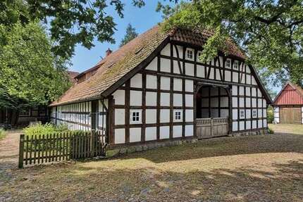 Haus Diepenau - 8 Zimmer, 386 m&sup2;, 638.000&euro; | Angebot:27142103