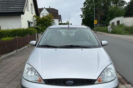 Ford Focus 78.000 km 2.500 &euro; Bünde 32257