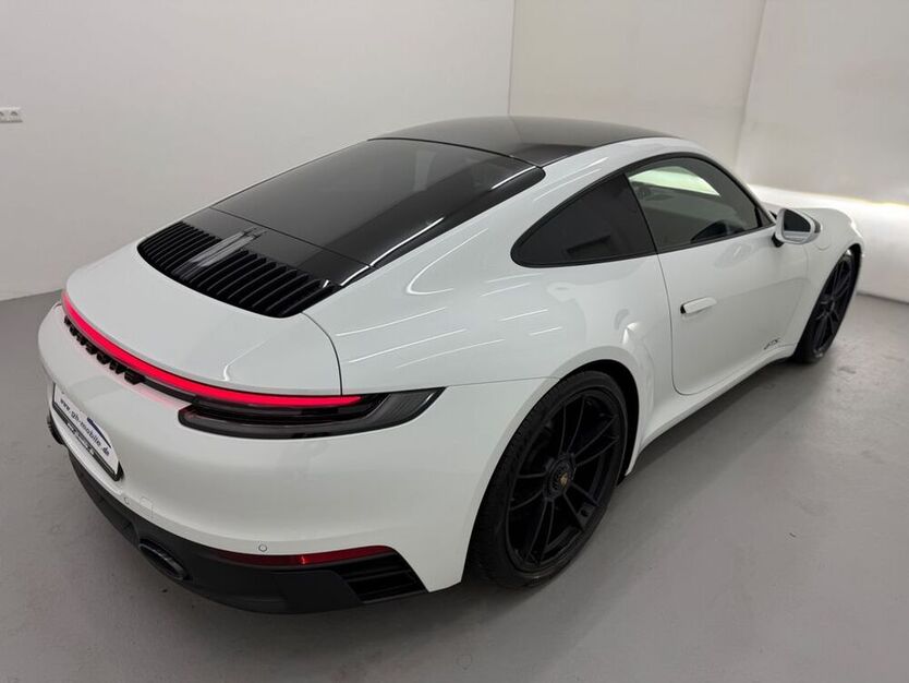 992