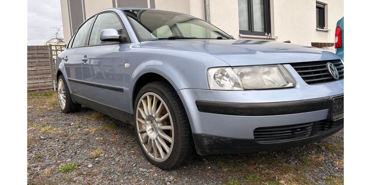 VW Passat 209.000 km 2.400 &euro; Steinau an der Straße 36396