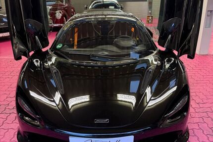 McLaren 750S 7.992 km 299.900 € Braunschweig 38114