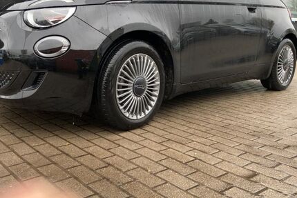 Fiat 500e 13.121 km 23.997 &euro; Zerbst / Anhalt 39261