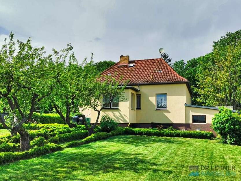 Haus zum Kaufen in Teterow 95.000 € 70 m²