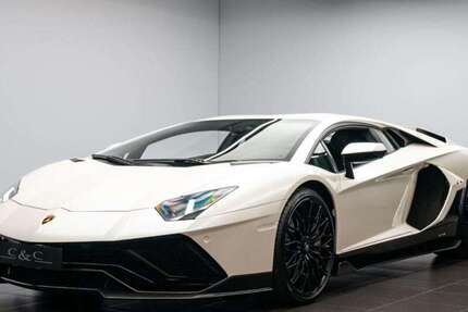 Lamborghini Aventador 6.600 km 569.000 € Putzbrunn 85640