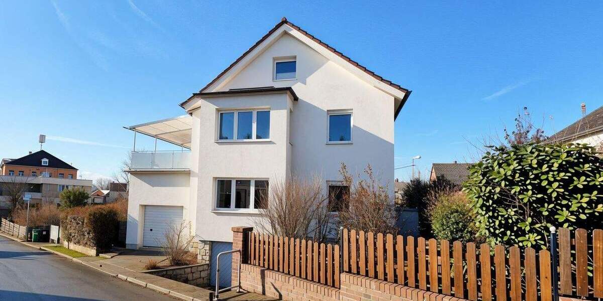 Großzügige 3-Zimmer-Wohnung mit überdachtem Balkon in Coburg-Creidlitz 3 zimmer