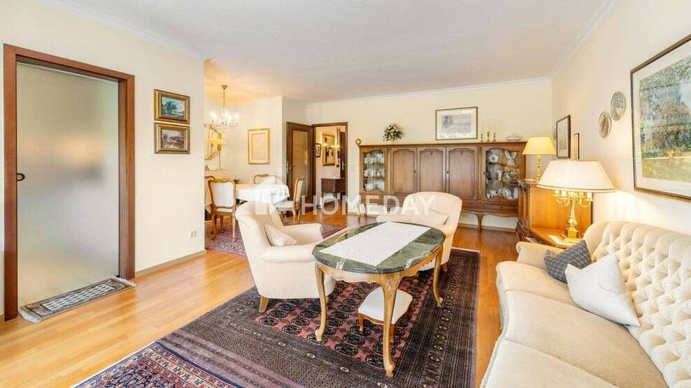 Charmante 3-Zimmer-Eigentumswohnung mit Westbalkon, Gemeinschaftsgarten und Einzelgarage