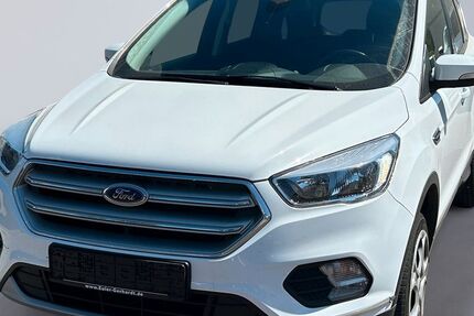 Ford Kuga 55.140 km 12.400 &euro; Lauterbach 36341