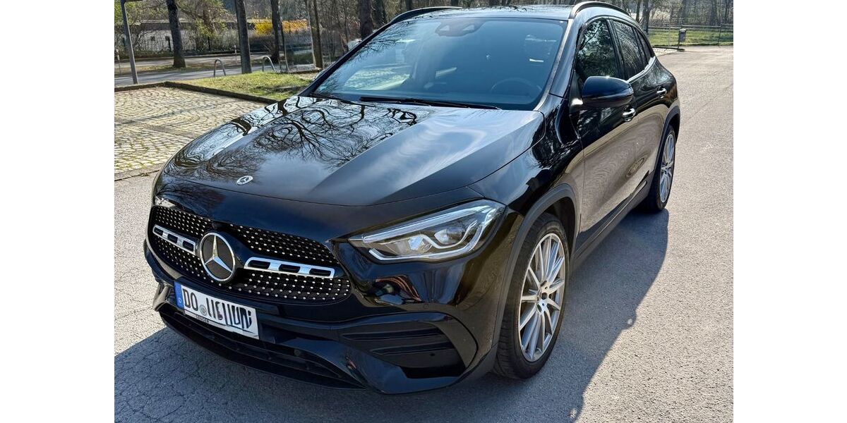 Mercedes-Benz GLA 200 55.500 km 29.440 &euro; Dortmund 44388