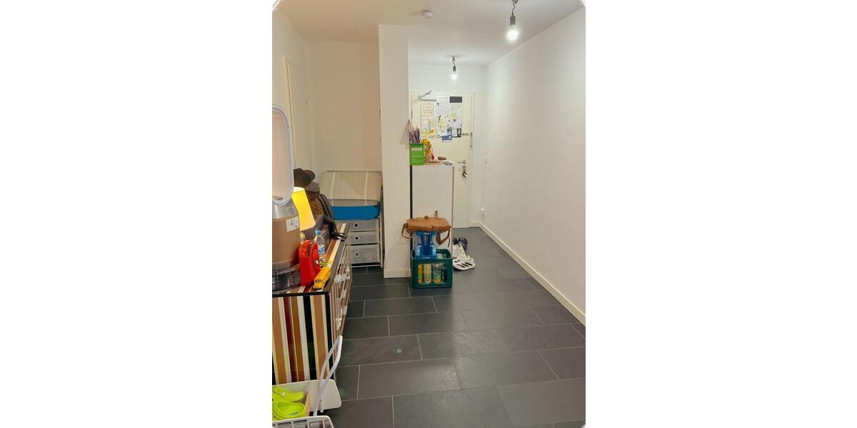 Etagenwohnung Bremerhaven - 4 Zimmer, 117 m&sup2;, 766&euro; | Angebot:25550063
