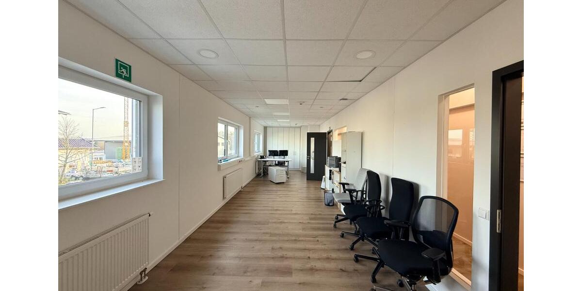 100qm Bürofläche in Massenbachhausen - 1.OG - Gebäude aus 2020 zimmer