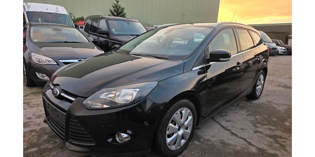 Ford Focus 169.000 km 4.699 € Moers 47441