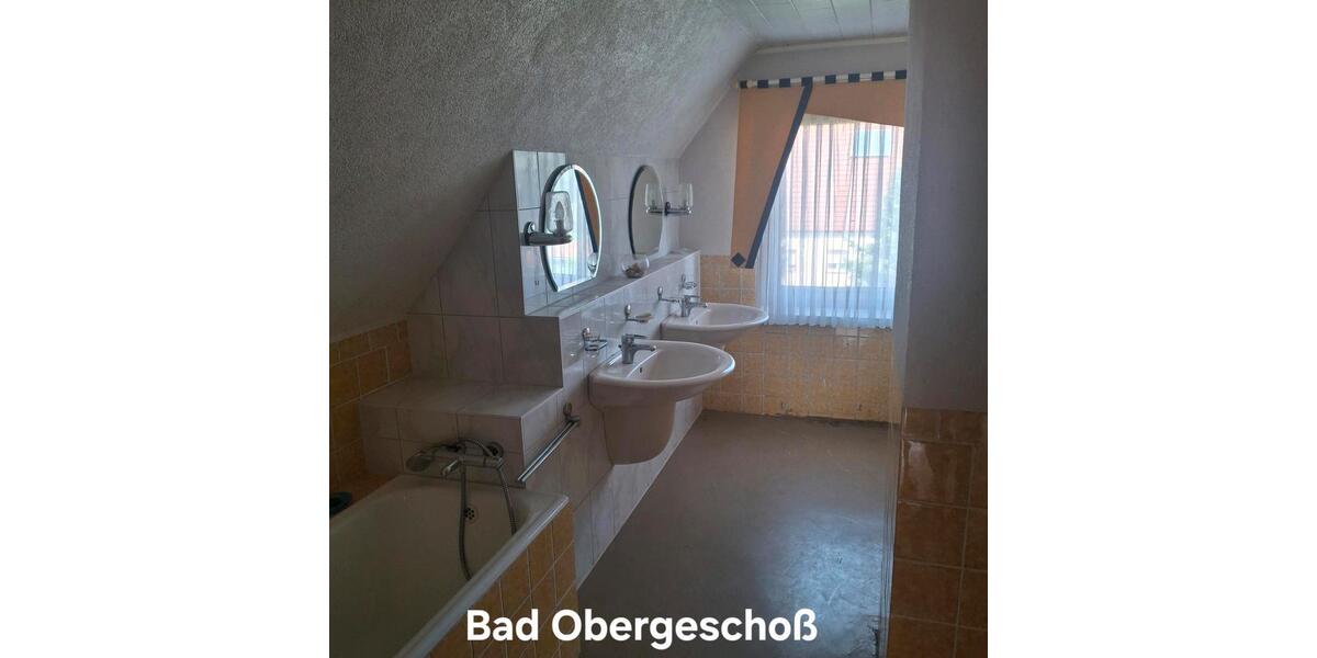 Einfamilienhaus Weilar - 8 Zimmer, 158 m&sup2;, 225.000&euro; | Angebot:22113070