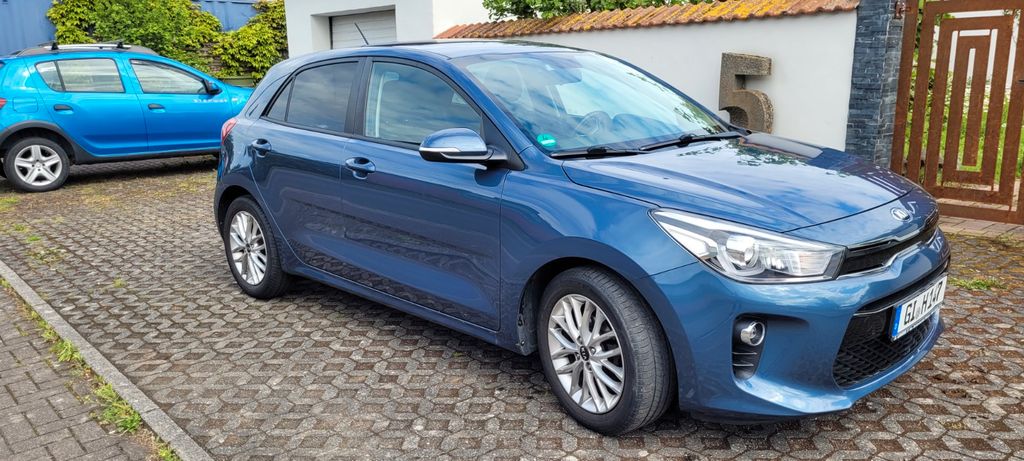Kia Rio 54.000 km 10.800 &euro; Allendorf 35469