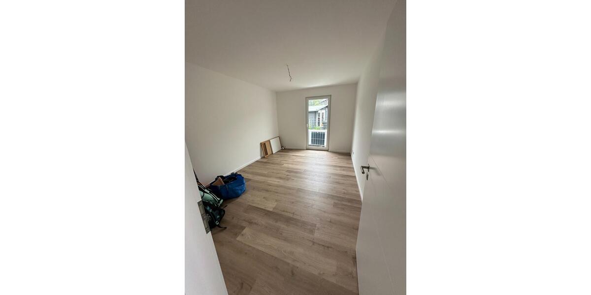 Doppelhaushälfte Steyerberg - 4 Zimmer, 147 m&sup2;, 1.500&euro; | Angebot:25088908