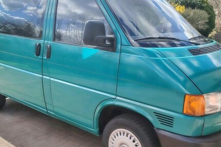 VW Transporter IV Kasten 312.000 km 2.995 &euro; Appen 25482