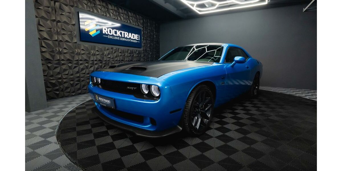 Dodge Challenger 14.955 km 35.990 &euro; Leipzig 04178