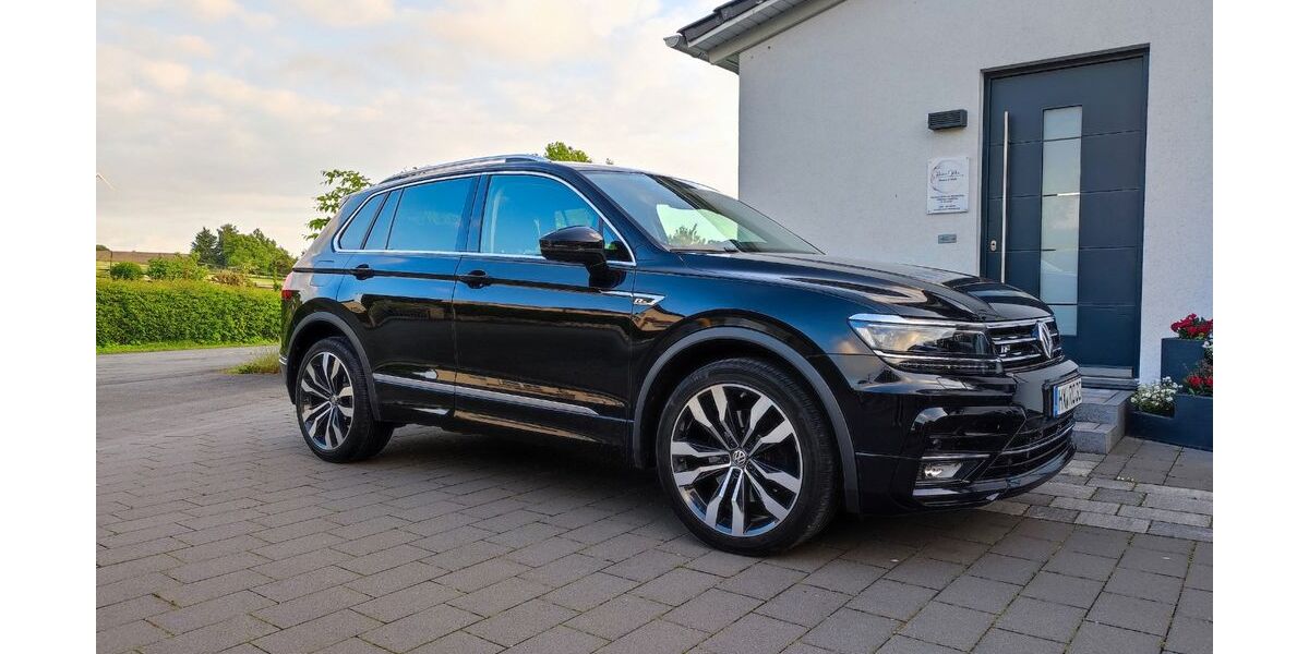 VW Tiguan 79.290 km 25.899 &euro; Marienmünster 37696
