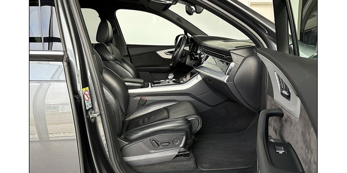 Audi Q7 50 TDI quattro S line 7 Sitzer Pano Matrix 131.000 km 50.990 &euro; Stade 21682