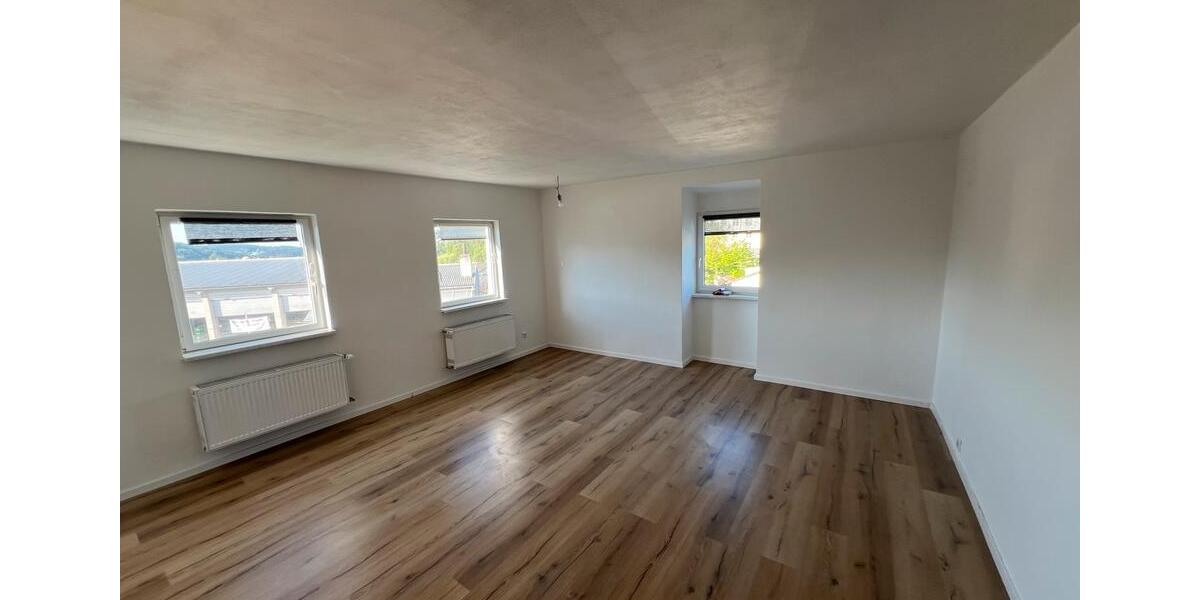 Etagenwohnung Grafenau Frauenberg - 4 Zimmer, 107 m&sup2;, 880&euro; | Angebot:26517669