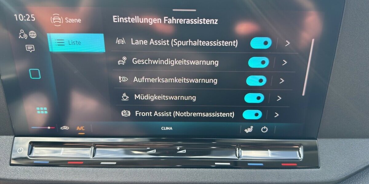 VW Caddy Maxi 2.0 TDi *5-Sitzer/Trennwand/Navi/PDC* 26.003 km 30.690 &euro; Bamberg 96052