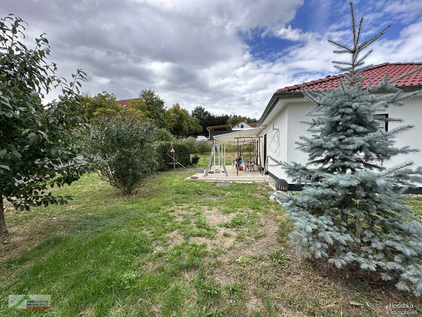 Befristete Vermietung bis 31.03.2028! Neu renovierter 3 Zimmer Bungalow mit Garage und gr. Garten