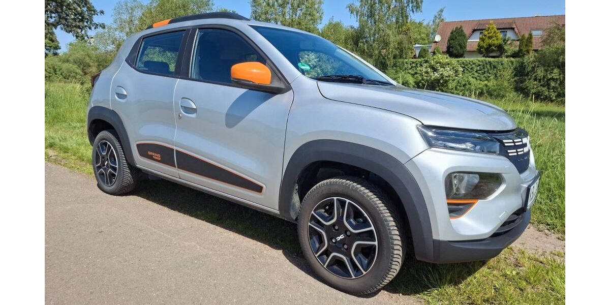 Dacia Spring 18.400 km 11.499 &euro; Korbach 34497