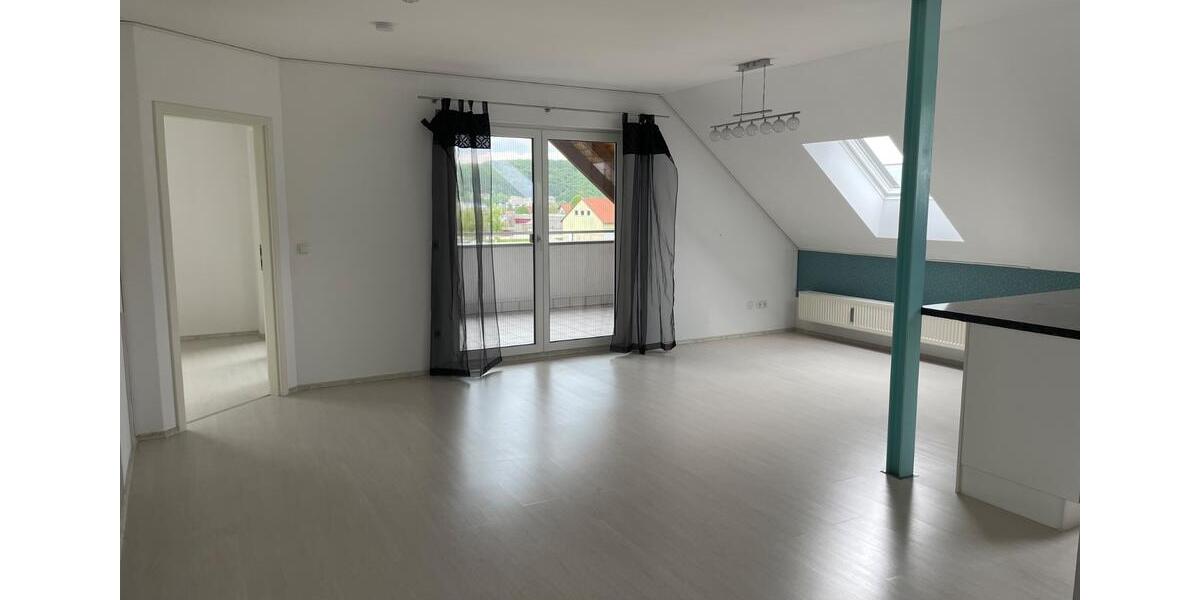 Dachgeschoßwohnung Heiligenstadt in Oberfranken - 3 Zimmer, 91 m&sup2;, 870&euro; | Angebot:26538661