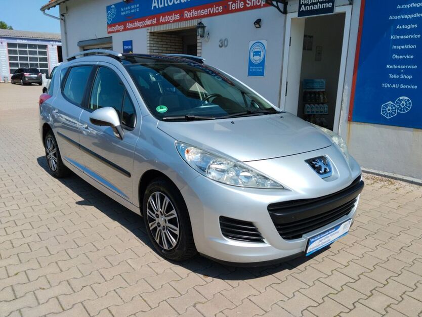 Peugeot 207 93.842 km 4.999 € Jade 26349