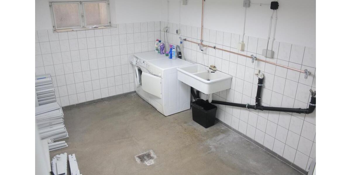 Dachgeschoßwohnung Püttlingen - 3 Zimmer, 106 m&sup2;, 780&euro; | Angebot:26398249