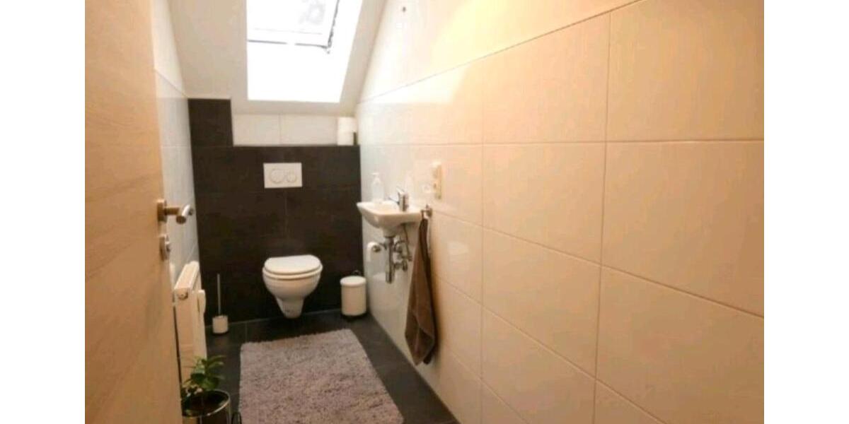 Dachgeschoßwohnung Mühlhausen - 4 Zimmer, 105 m&sup2;, 1.100&euro; | Angebot:24267673