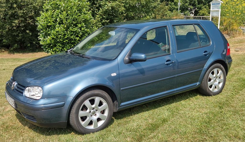 VW Golf 198.800 km 2.200 &euro; Niedenstein 34305