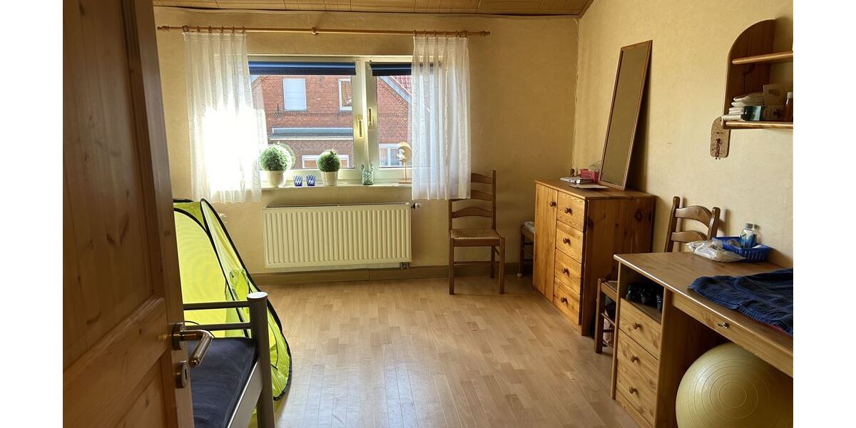 Vielseitige Hofanlage mit Wohnhaus, Stallungen, Scheune und Entwicklungspotenzial - Gewerbeobjekt Stolzenau | Angebot:27142435