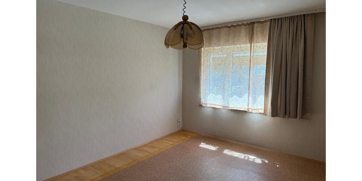 Einfamilienhaus Gießen Wieseck - 6 Zimmer, 120 m&sup2;, 450.000&euro; | Angebot:26869710