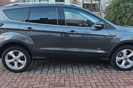 Ford Kuga 111.000 km 16.250 &euro; Stadthagen 31655