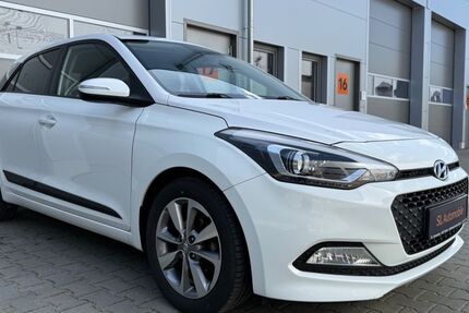 Hyundai i20 95.389 km 8.300 &euro; Willich 47877