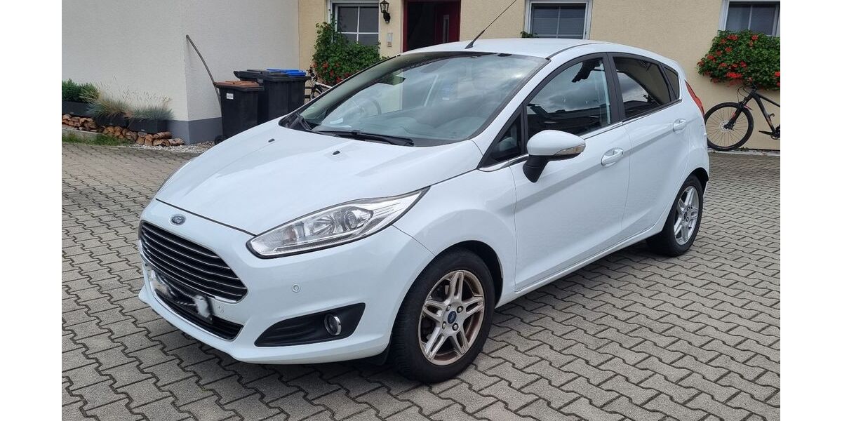Ford Fiesta 130.000 km 5.100 &euro; Weßling 82234