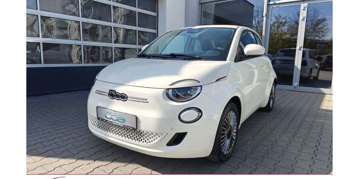 Fiat 500e 12.950 km 19.450 &euro; Bad Arolsen 34454